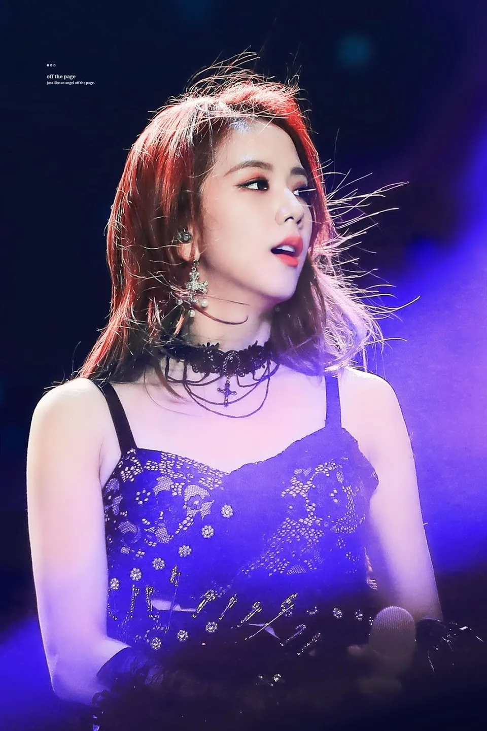 jisoo quyến rũ trên sân khấu
