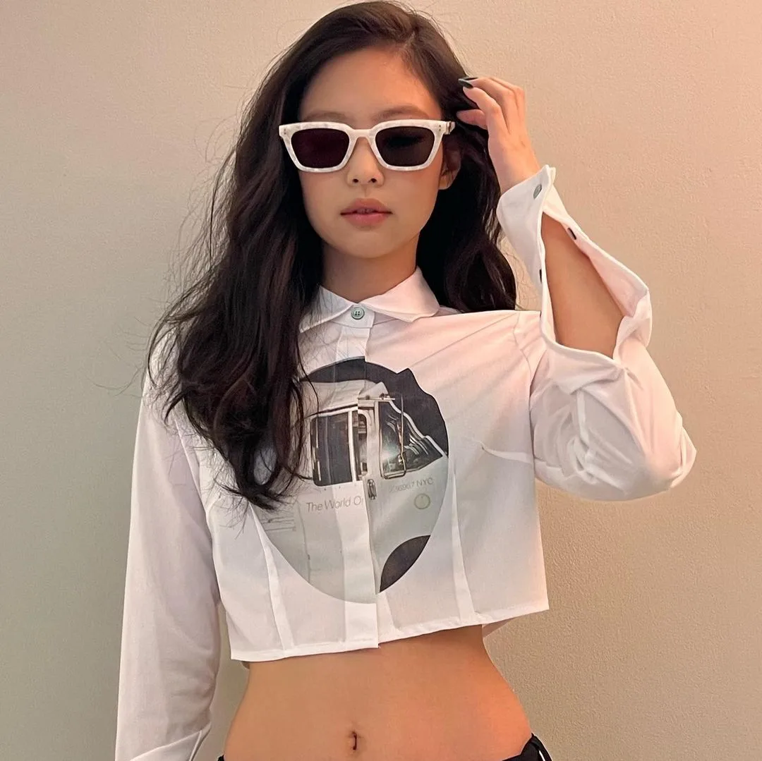 jennie đeo xoxo wd2 gentle garden