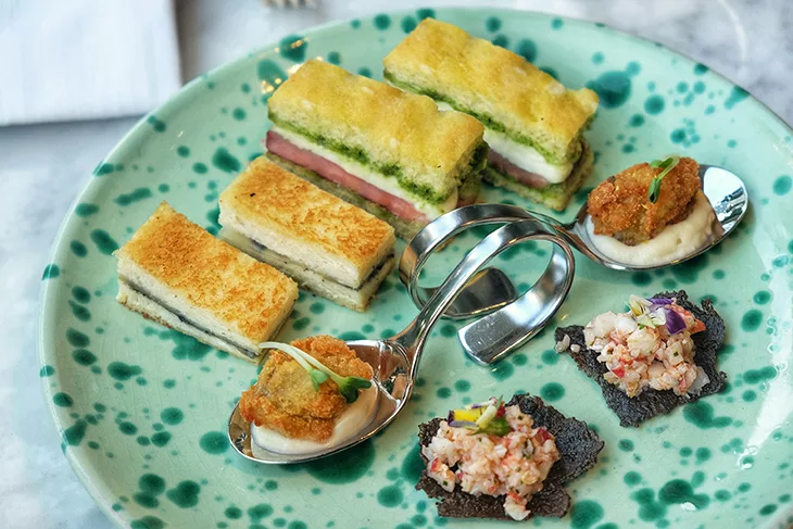 salad thưởng trà