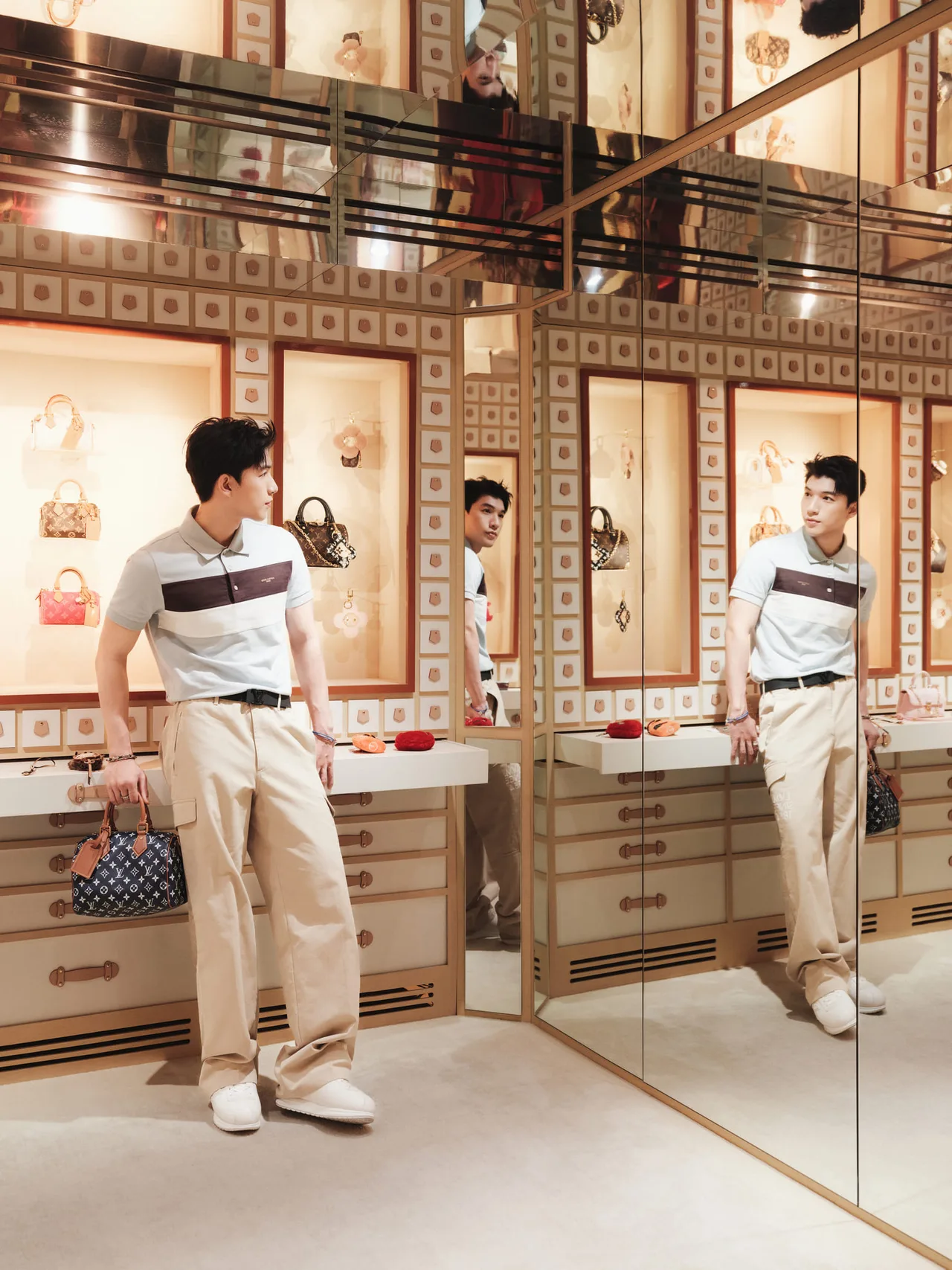 HIEUTHUHAI đồng hành cùng Louis Vuitton trong hành trình từ Paris đến Bangkok.