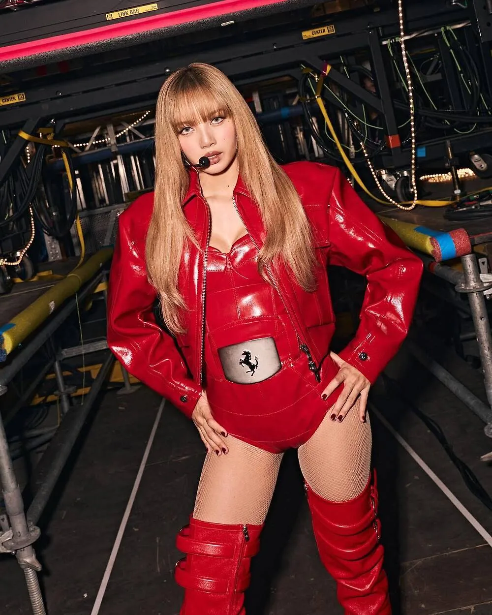 lisa backpink