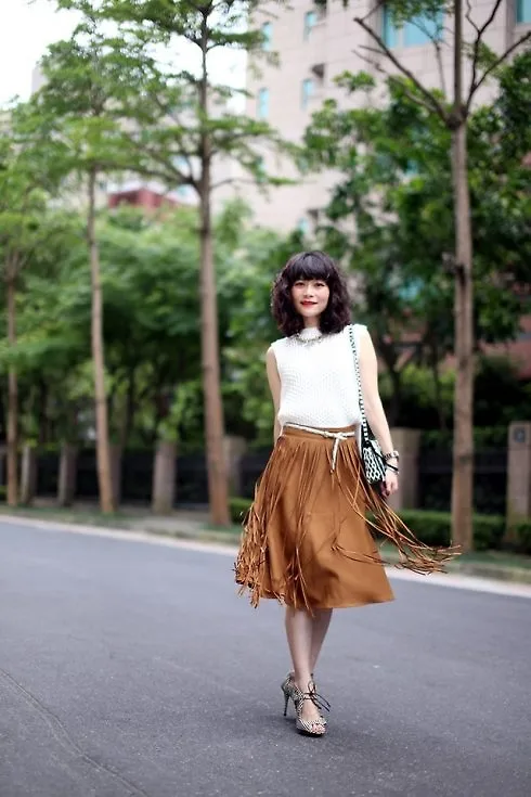 Phối đồ tông nâu - ELLE VN
