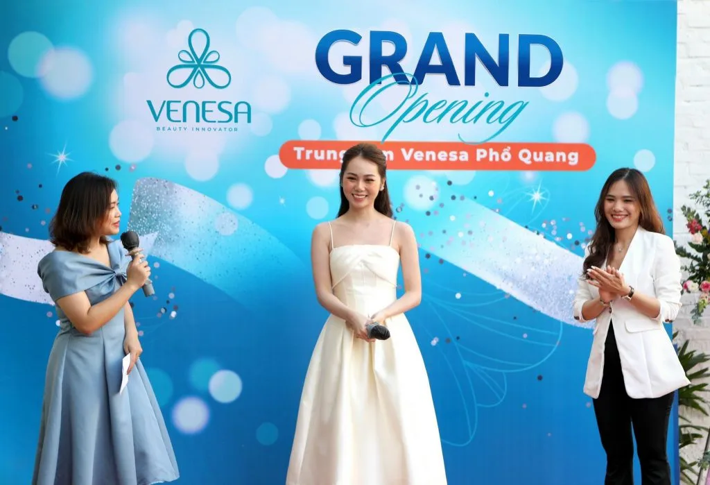 trải nghiệm chăm sóc sắc đẹp và mua sắm chính hãng tại Venesa trải nghiệm chăm sóc sắc đẹp và mua sắm chính hãng tại Venesa
