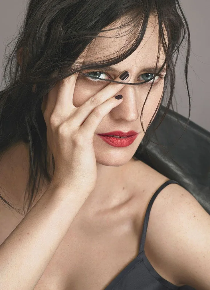 Eva Green phong cách trang điểm quyến rũ 6 Eva Green phong cách trang điểm quyến rũ 6