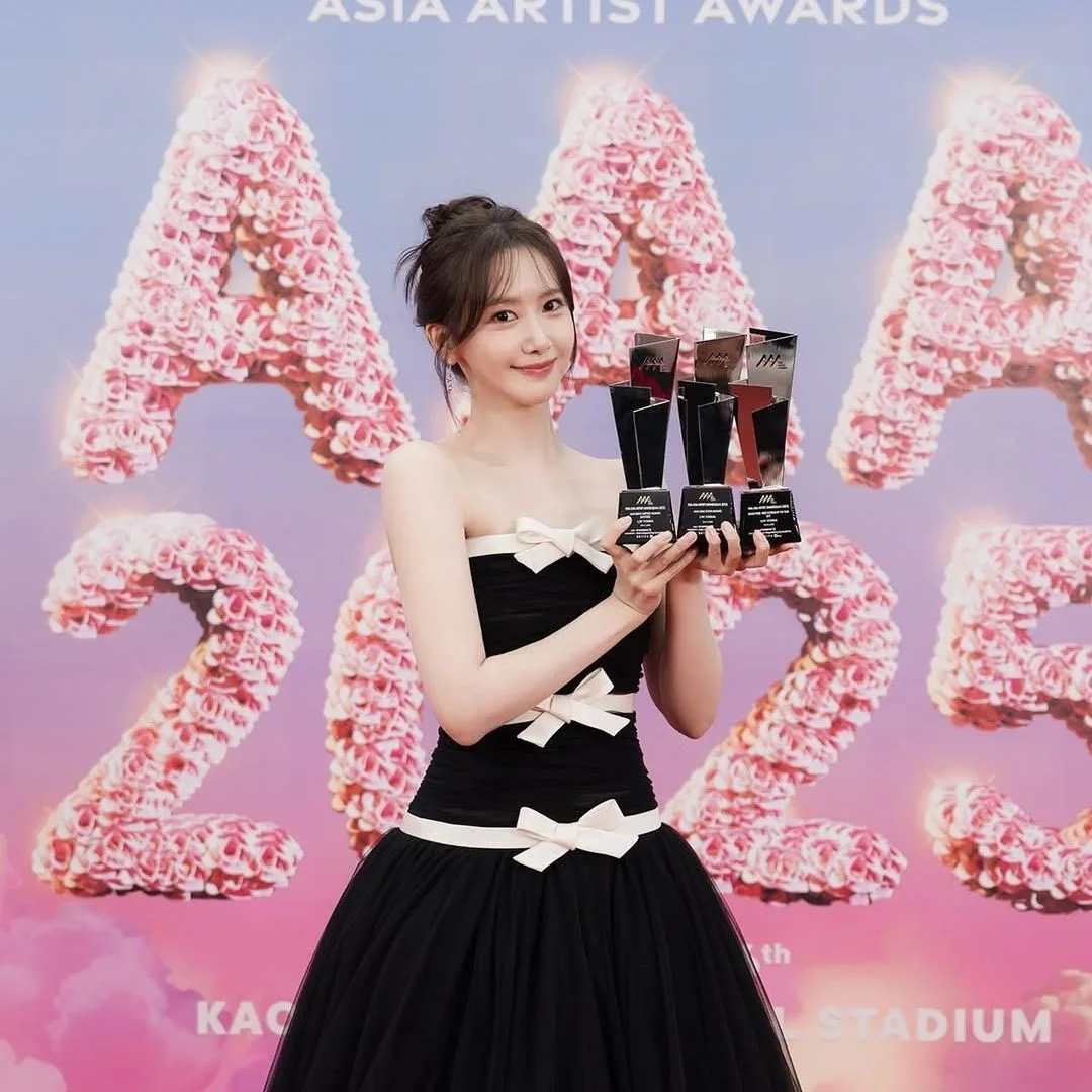 Yoona xinh đẹp xuất hiện tại sự kiện AAA 2025