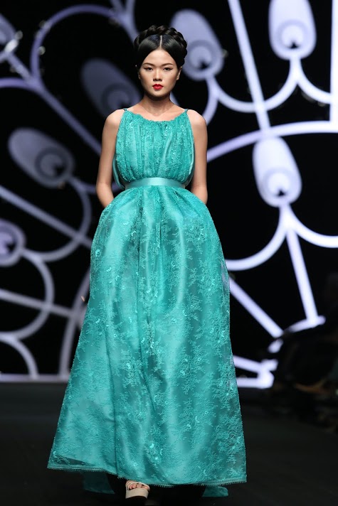 BST Haute Couture Thu-Đông 2015-16 của NTK Alexis Mabille 25