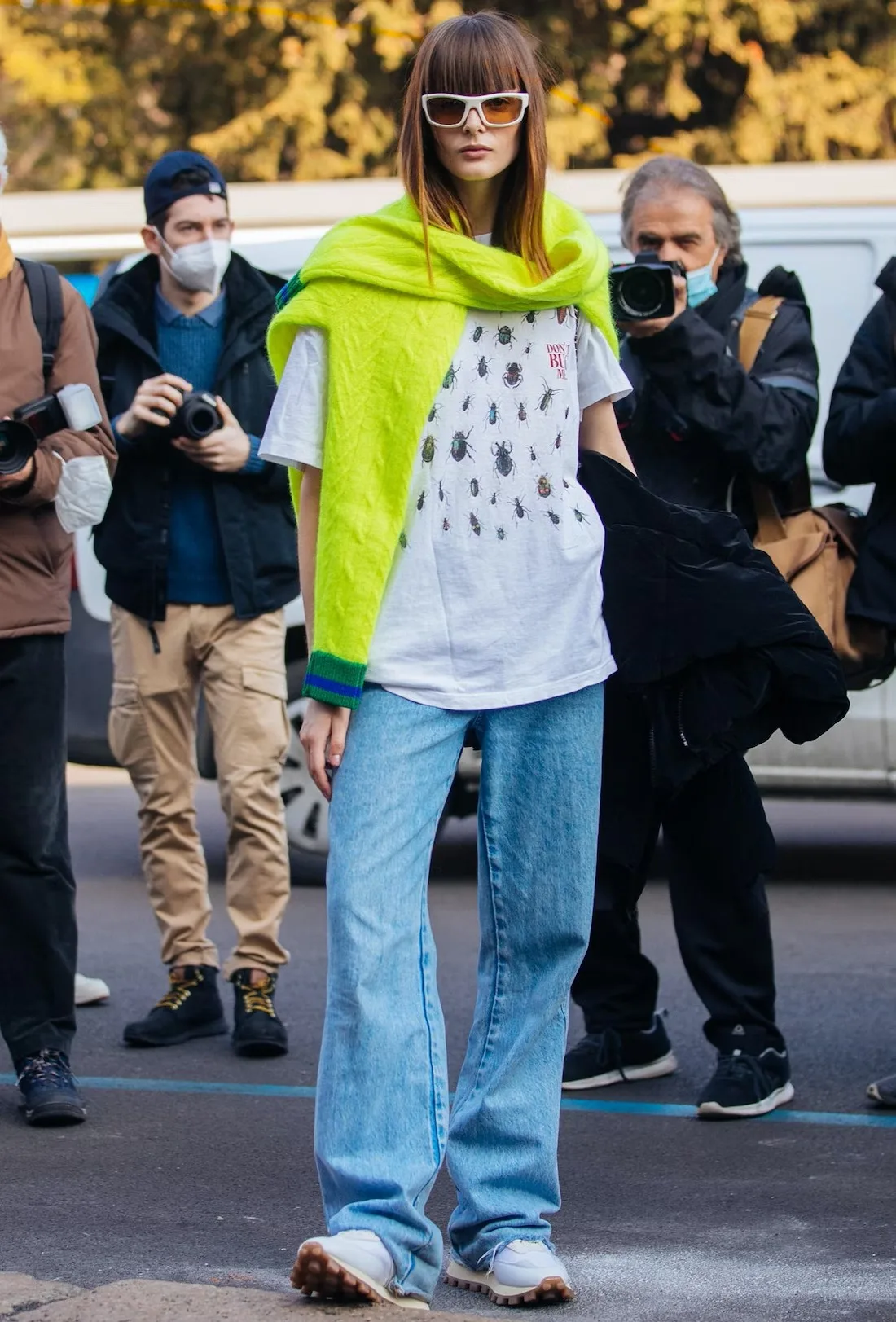 t shirt neon phối áo thun trắng