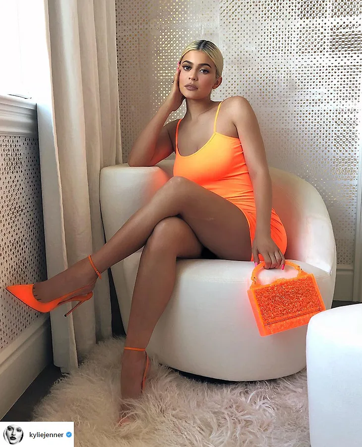 elle việt nam xu hướng màu sắc cam kylie jenner