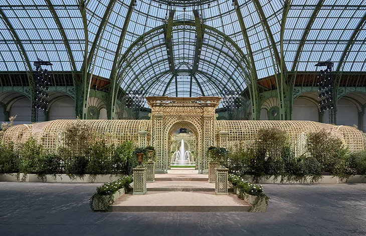 BST thời trang Chanel Xuân 2018 Couture: Mùa xuân của một triều đại mới BST thời trang Chanel Xuân 2018 Couture: Mùa xuân của một triều đại mới