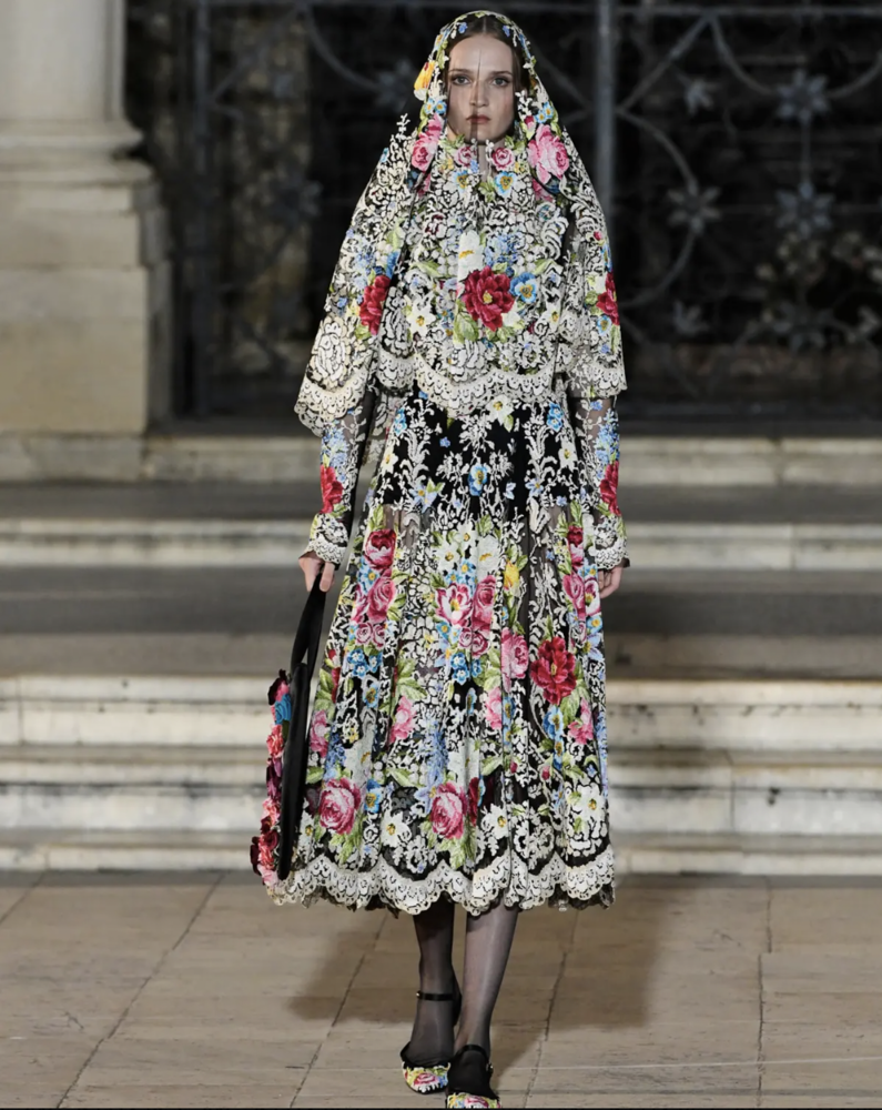 Dolce & Gabbana show alta moda 2022 45