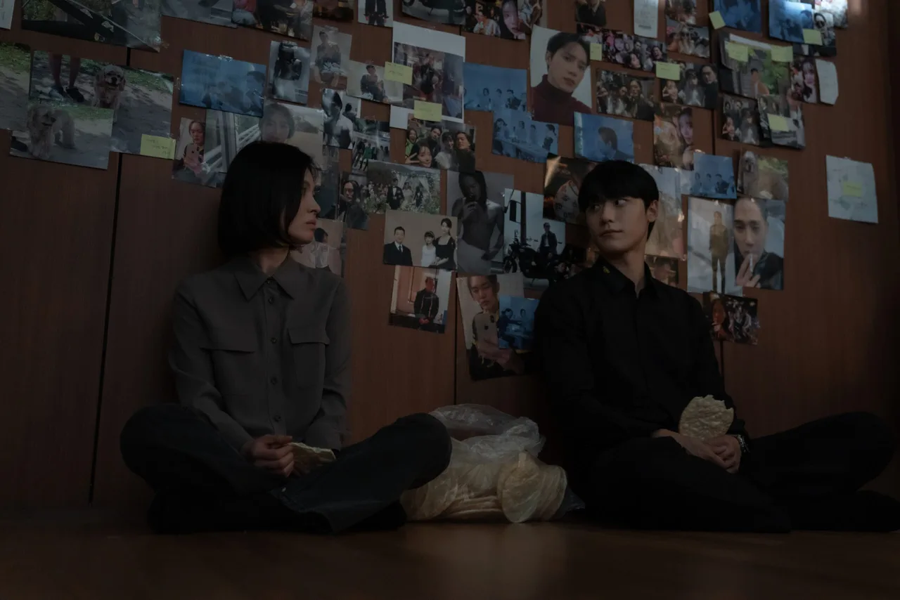 bạn diễn của Song Hye Kyo The Glory