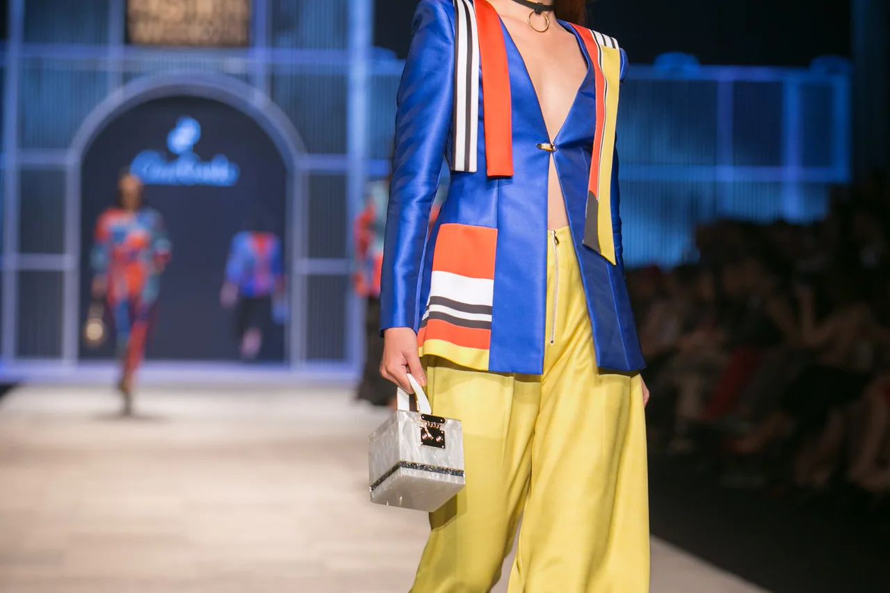 BST “FEMME” CỦA NTK CLARET GIANG LÊ - ELLE VN