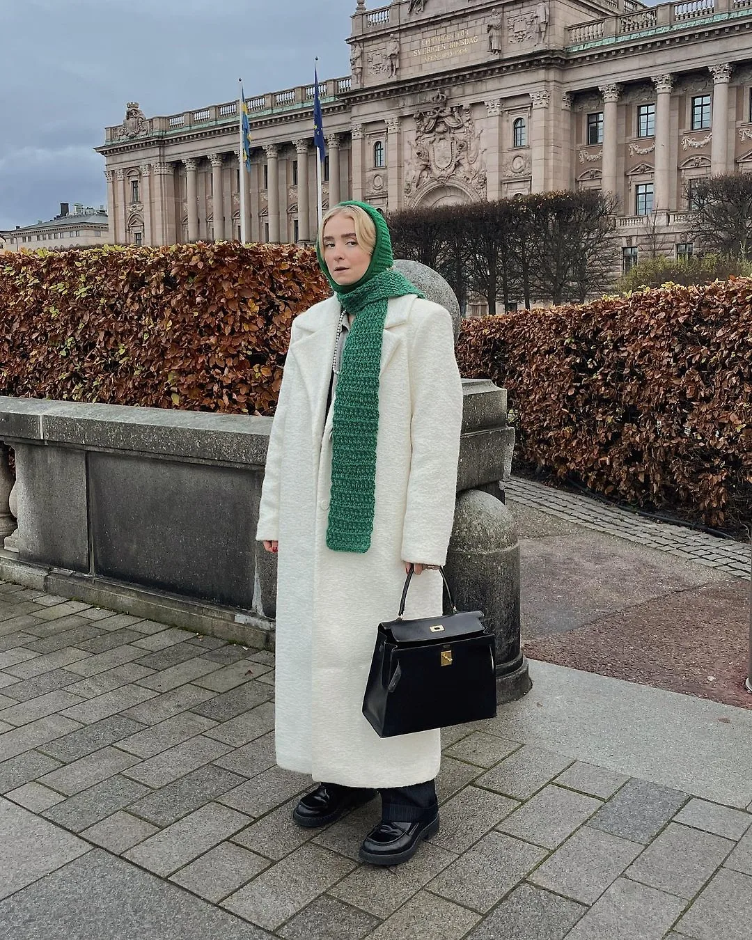 mũ len màu xanh lá cây