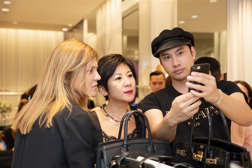 Giuseppe Zanotti event - elle vietnam (12)