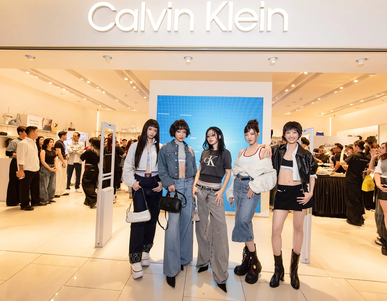 khách mời tại sự kiện ra mắt Bộ Sưu Tập Mùa Lễ Hội Calvin Klein