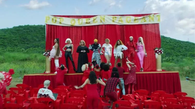 màn cosplay của drag queen trong MV của taylor swift