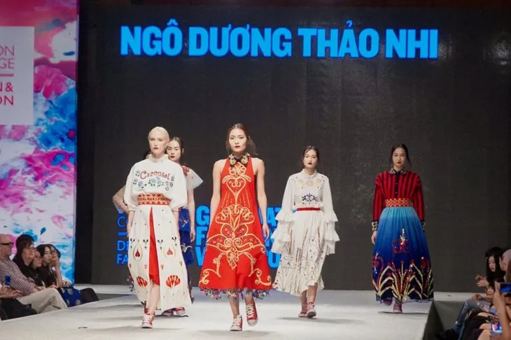 Mãn nhãn với các bộ sưu tập tại show diễn - "The Innovators - Dẫn đầu xu hướng" Mãn nhãn với các bộ sưu tập tại show diễn - "The Innovators - Dẫn đầu xu hướng"