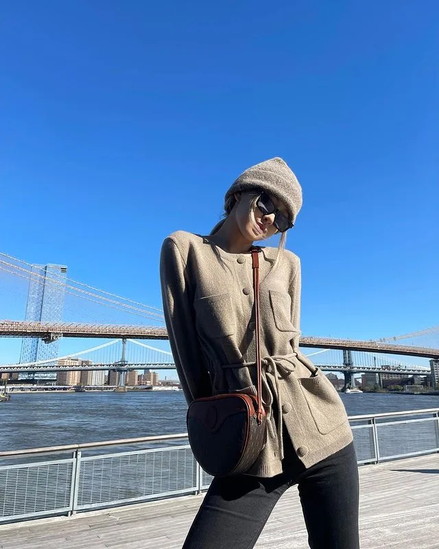 Rosé túi đeo chéo trung tính