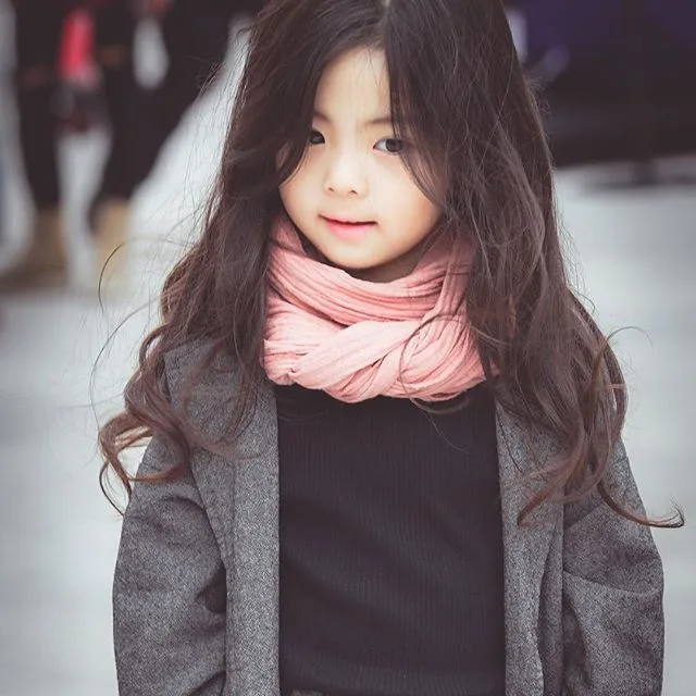 Những fashionista nhí từ Tuần lễ thời trang Seoul 2017