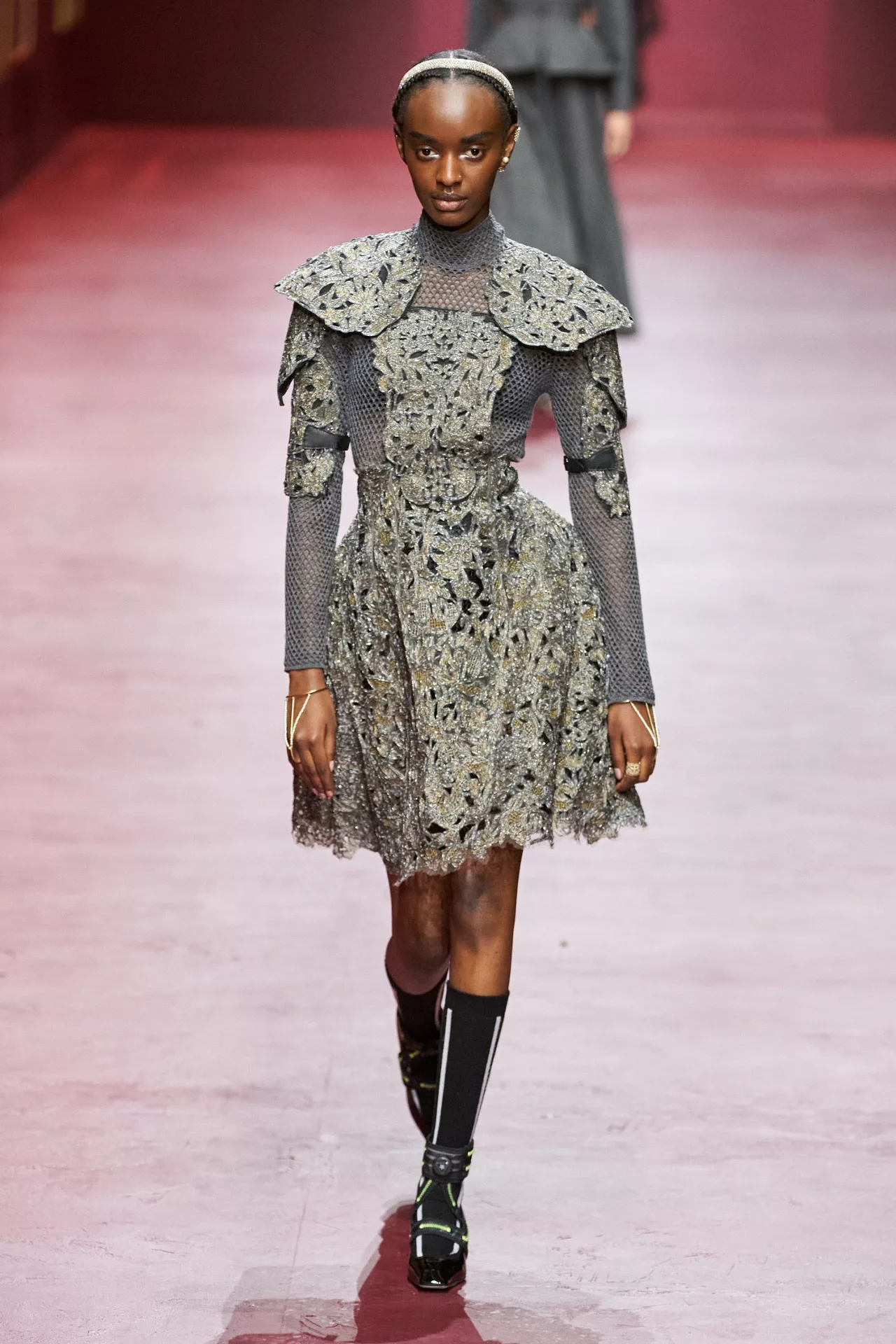 Dior ready-to-wear Thu Đông 2022 look 23