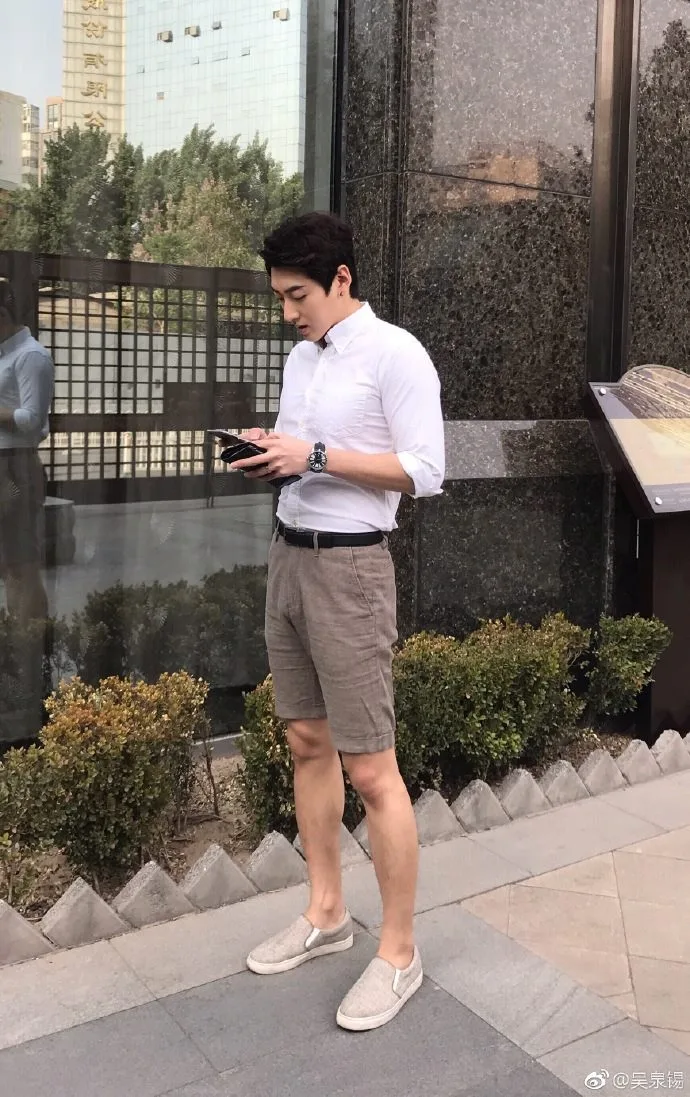 Đổ gục trước màn tỏ tình của tứ đại nam thần Phi Mỹ Đổ gục trước màn tỏ tình của tứ đại nam thần Phi Mỹ