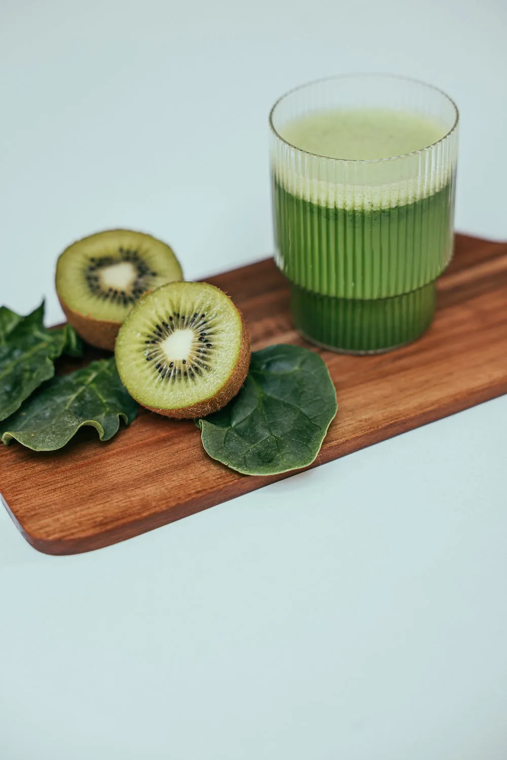 Sinh tố dưa chuột và Kiwi giúp giảm cân. Sinh tố dưa chuột và Kiwi giúp giảm cân.