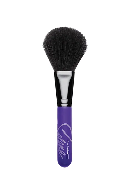 Rúng động trước BST MAC Cosmetic x Selena ELLE VN