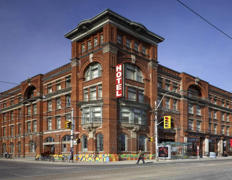 ELLE Viet Nam thành phố Toronto 2