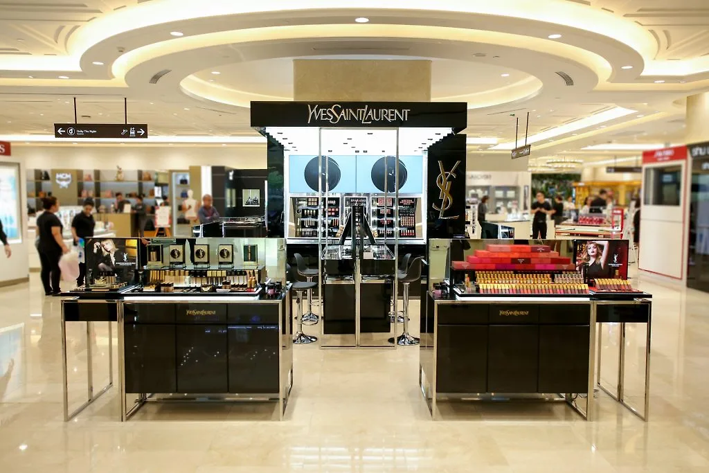 YSL Beauty Việt Nam 1 YSL Beauty Việt Nam 1