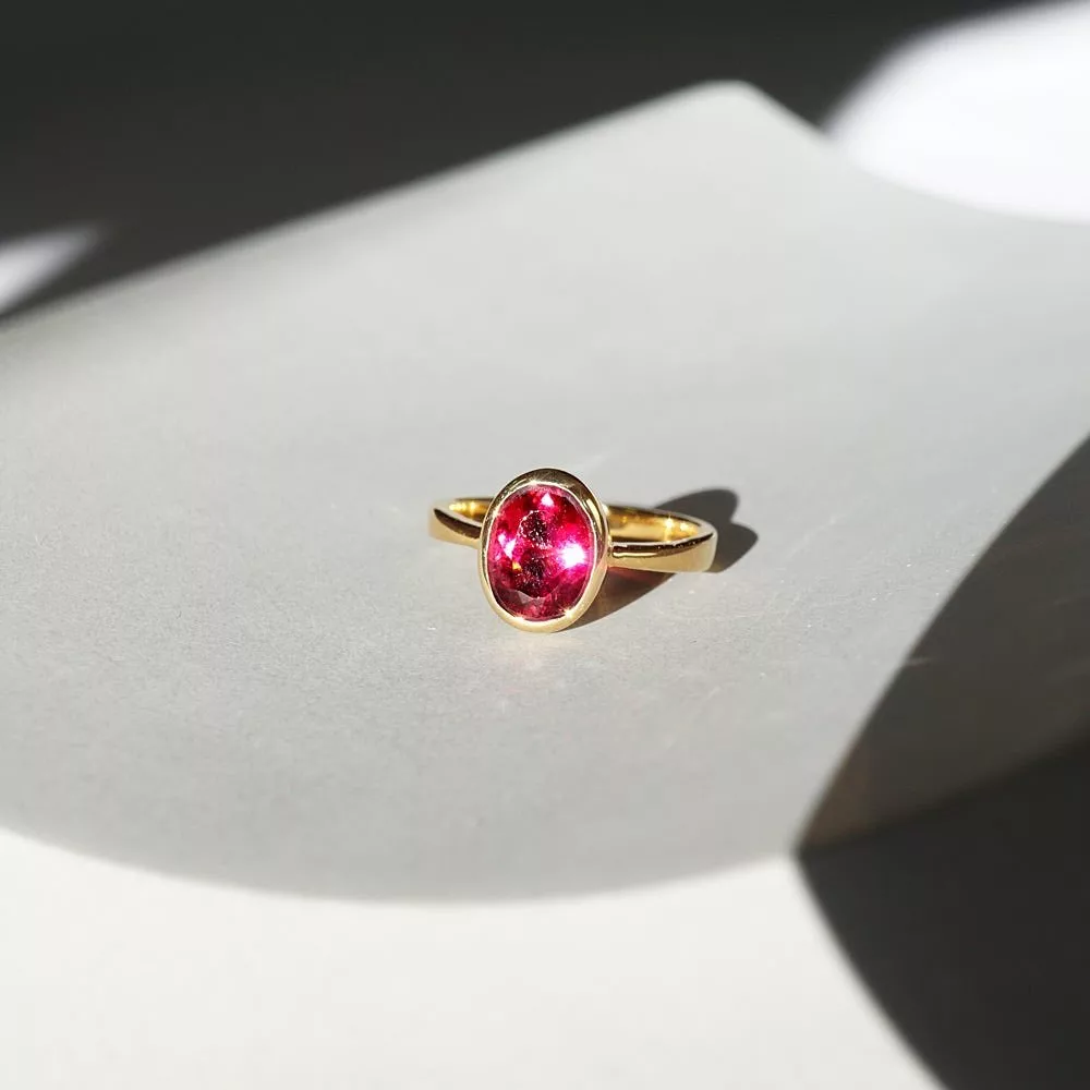 nhẫn trang sức tourmaline màu hồng đỏ