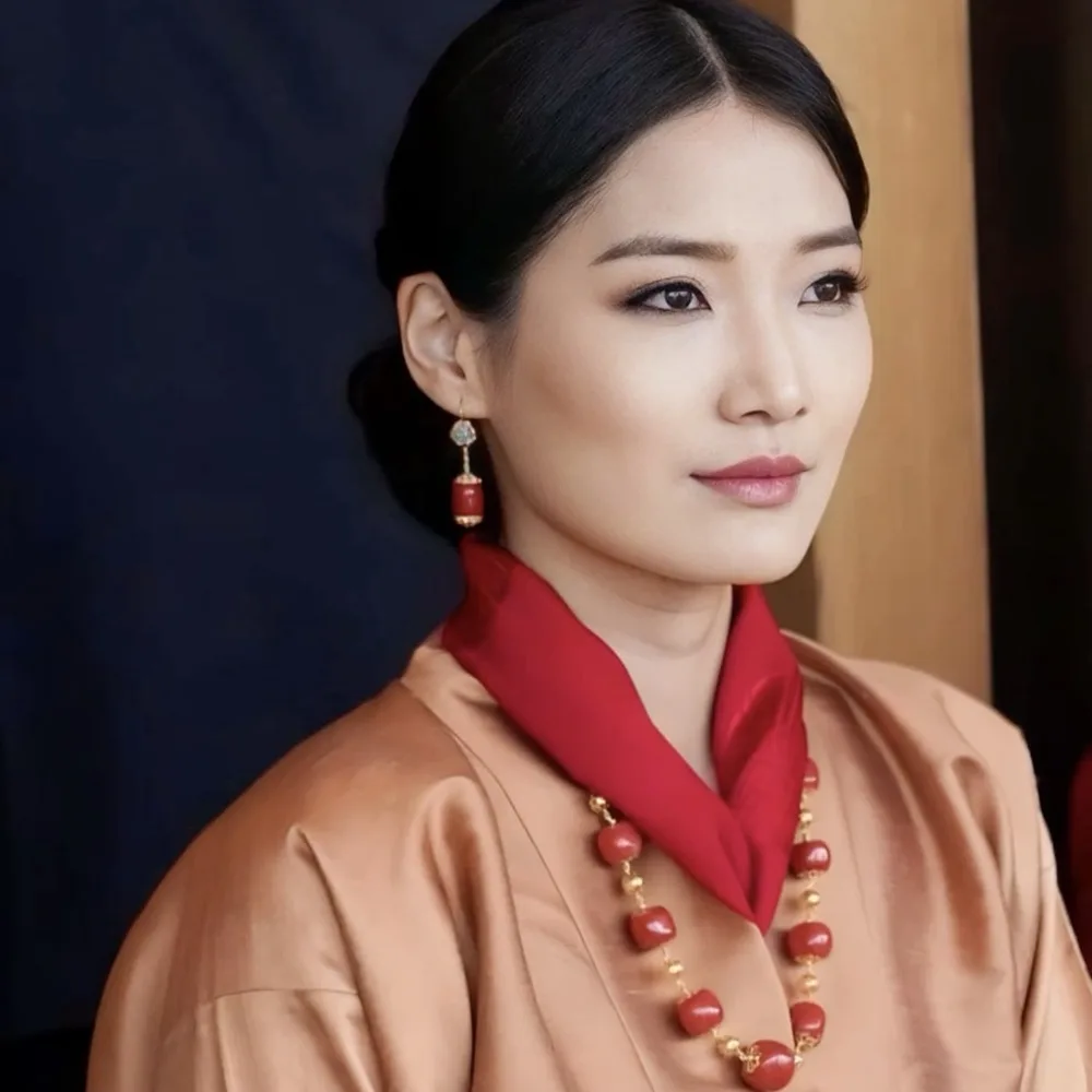 Vẻ đẹp phúc hậu của Hoàng hậu Bhutan.