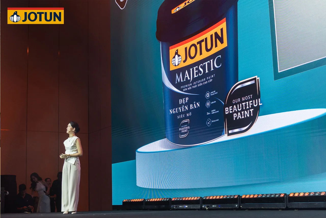 Dòng sản phẩm sơn nội thất jotun cao cấp siêu mờ Majestic Đẹp Nguyên Bản giúp tôn vinh vẻ đẹp chân thực của từng sắc màu.