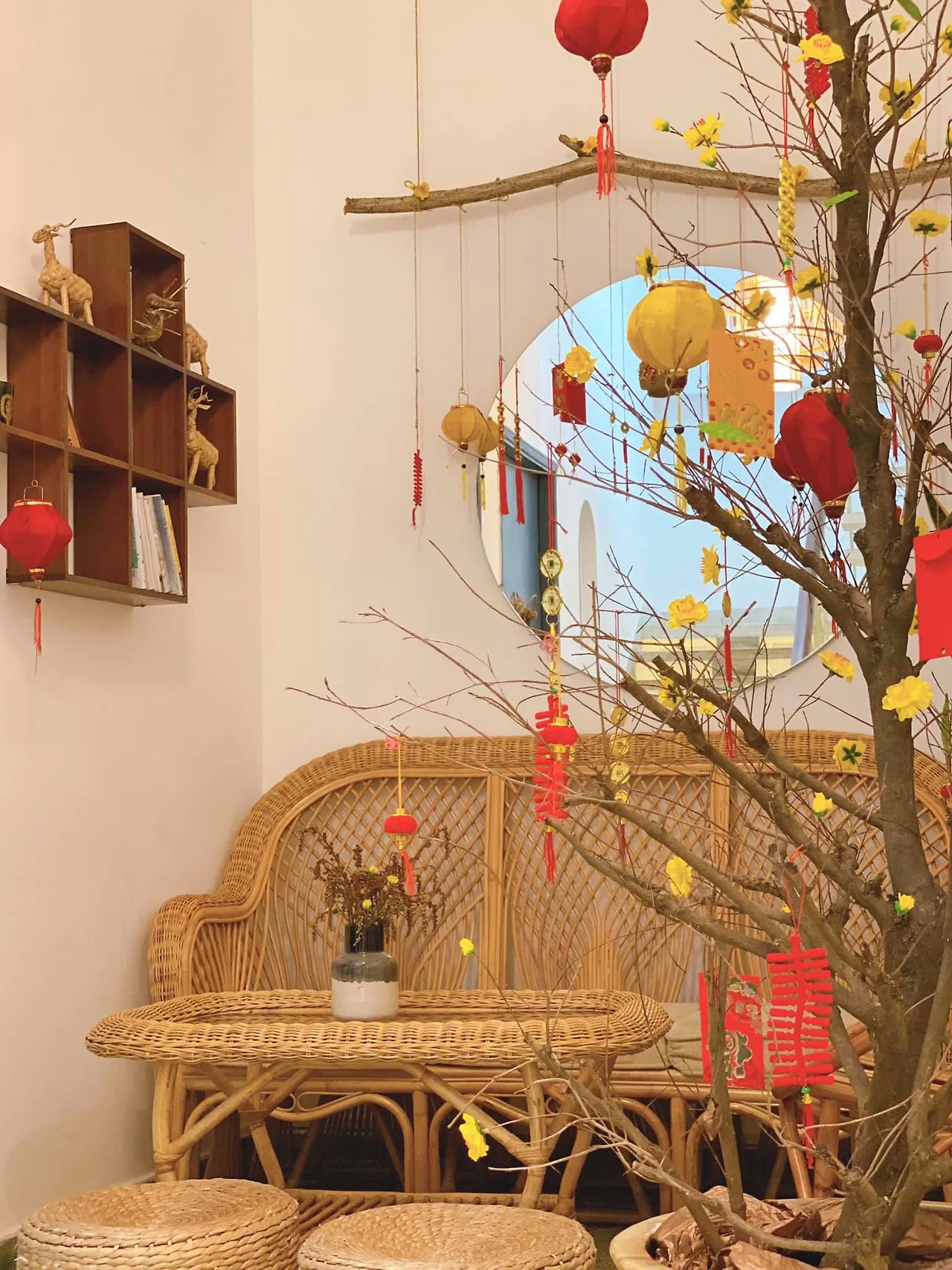 Quán cà phê Tết