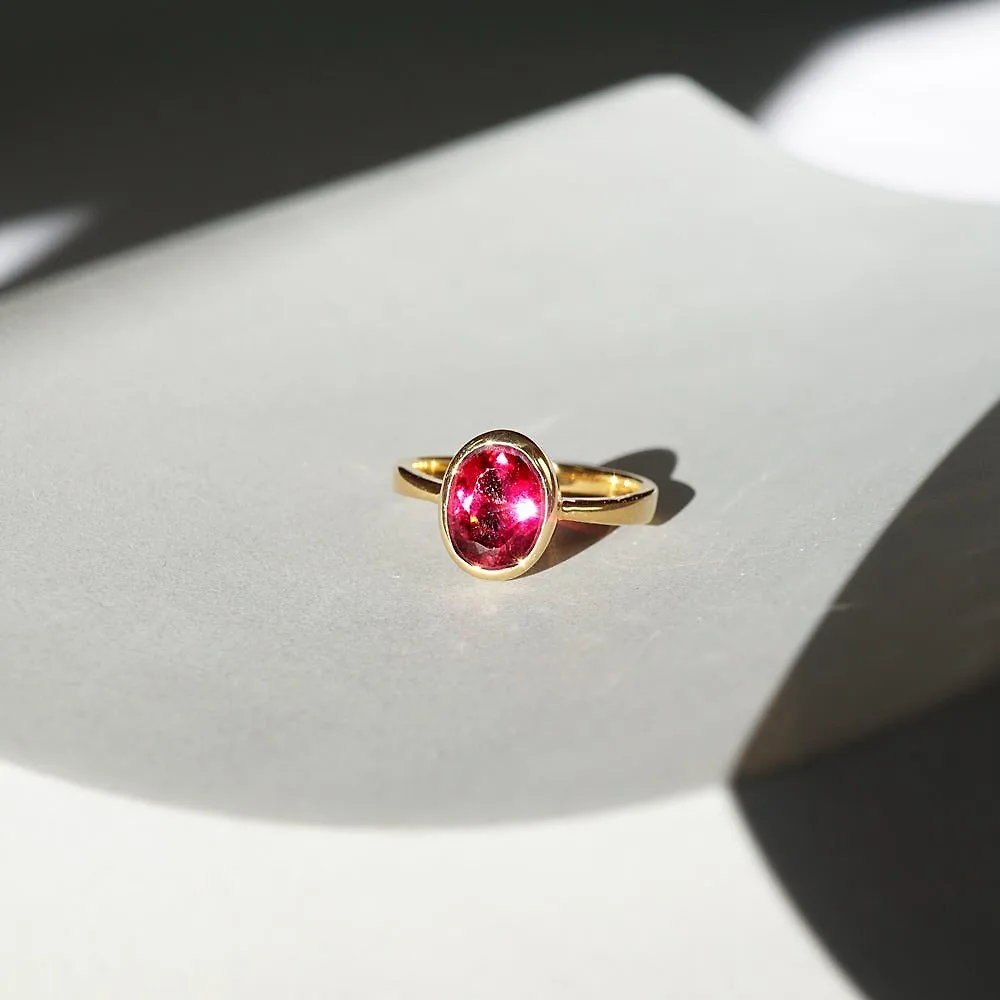 nhẫn trang sức tourmaline màu hồng đỏ