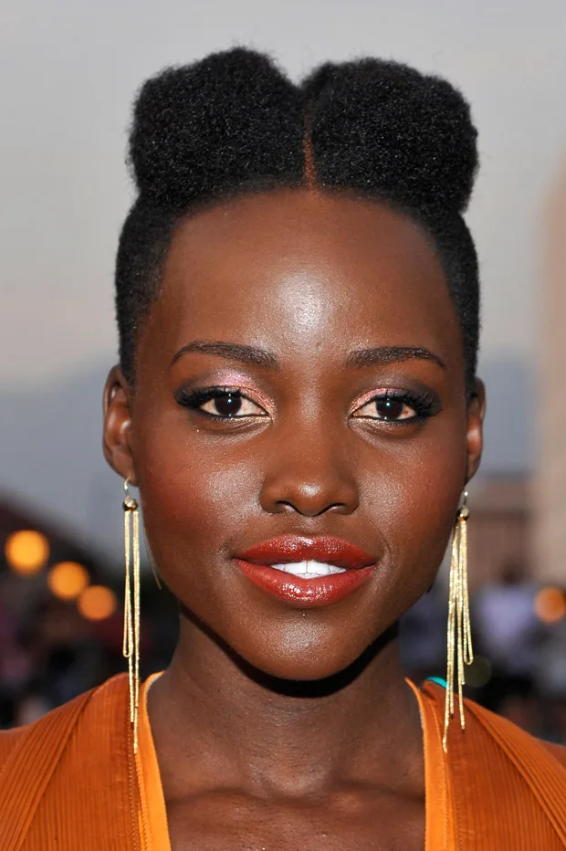 Bí quyết làm đẹp “đẹp nhất hành tinh” như Lupita Nyong’o