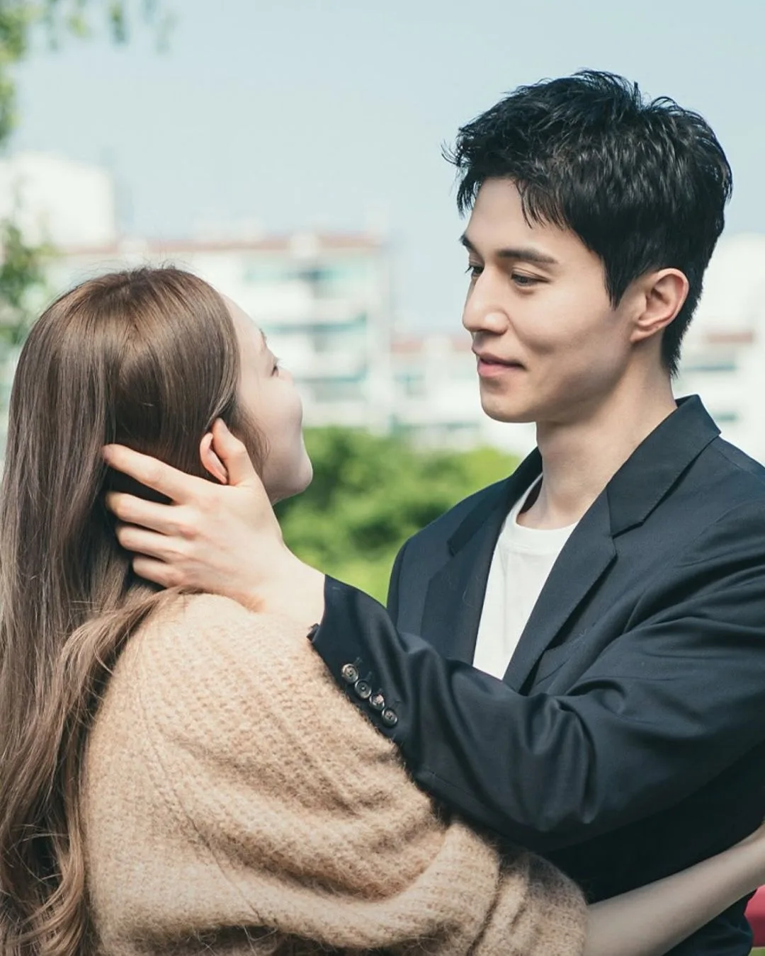 elle-review-phim-the-nice-guy-lee-dong-wook-lee-sung-kyung-NHAN-VAT00006
