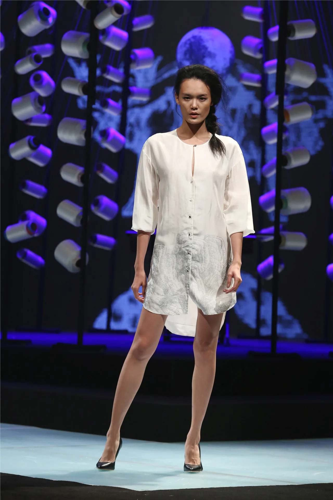 Linda Mai Phung ELLE Show 18