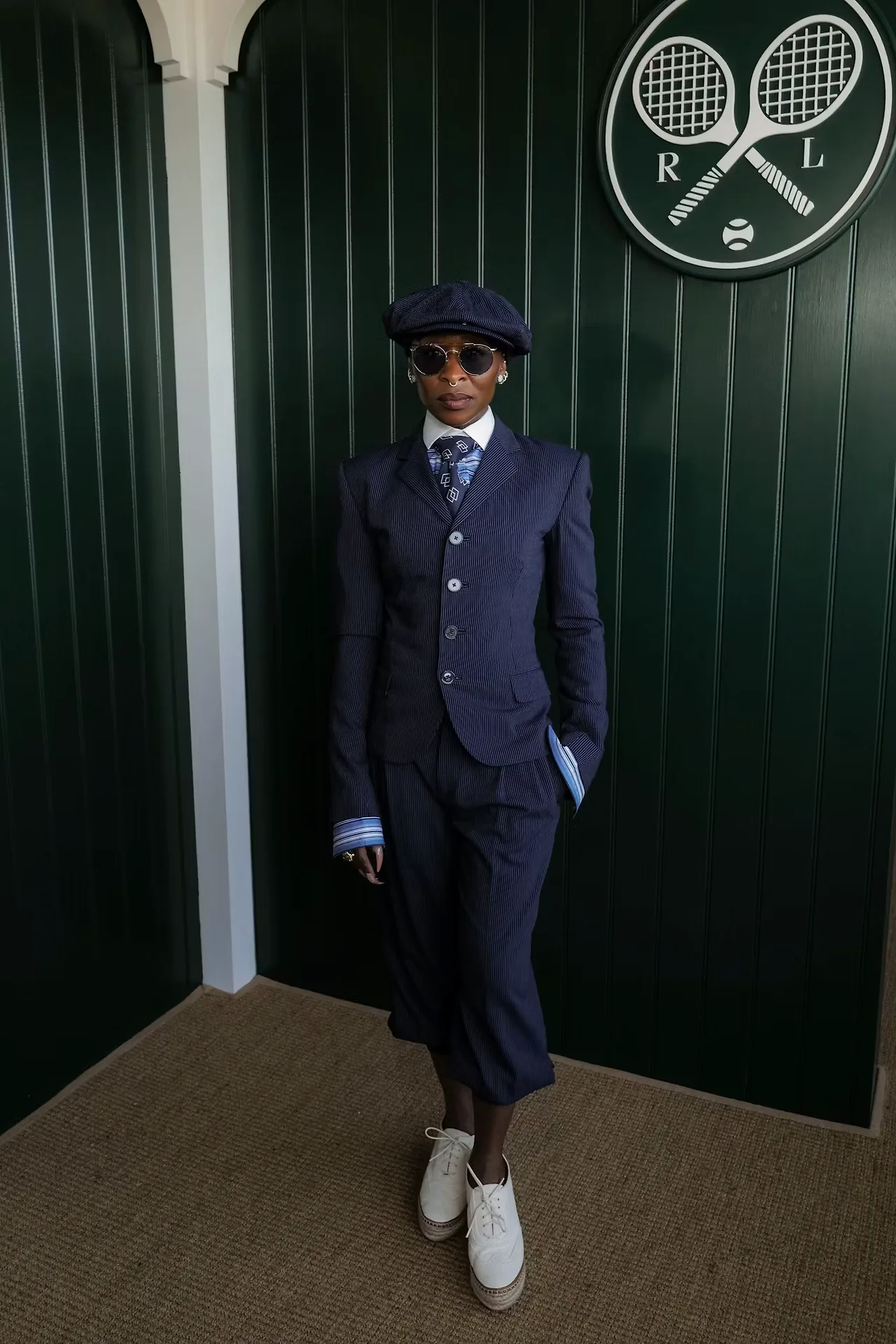 Trang phục đi xem Wimbledon của Cynthia Erivo