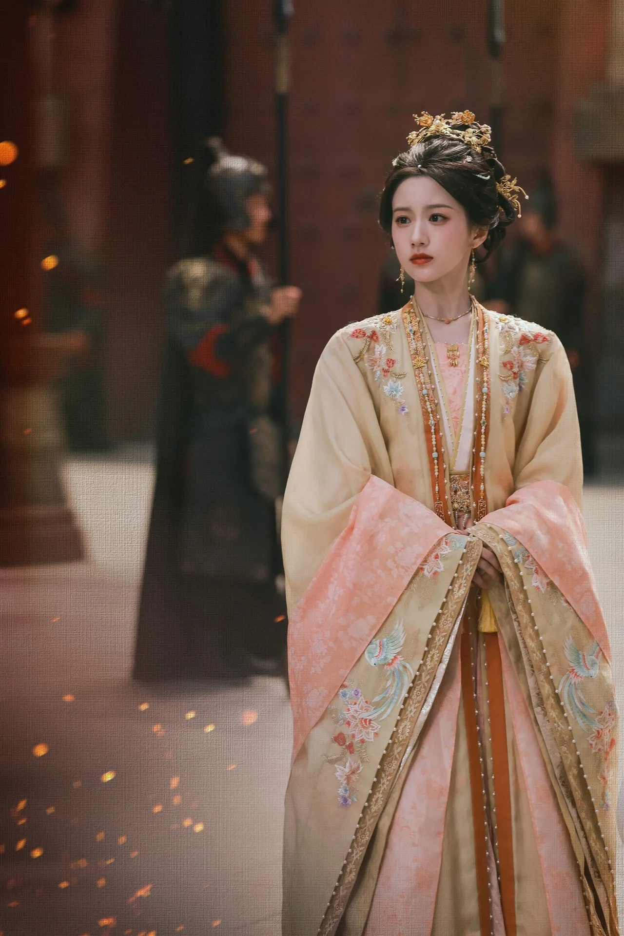 bao thượng ân diện cổ trang