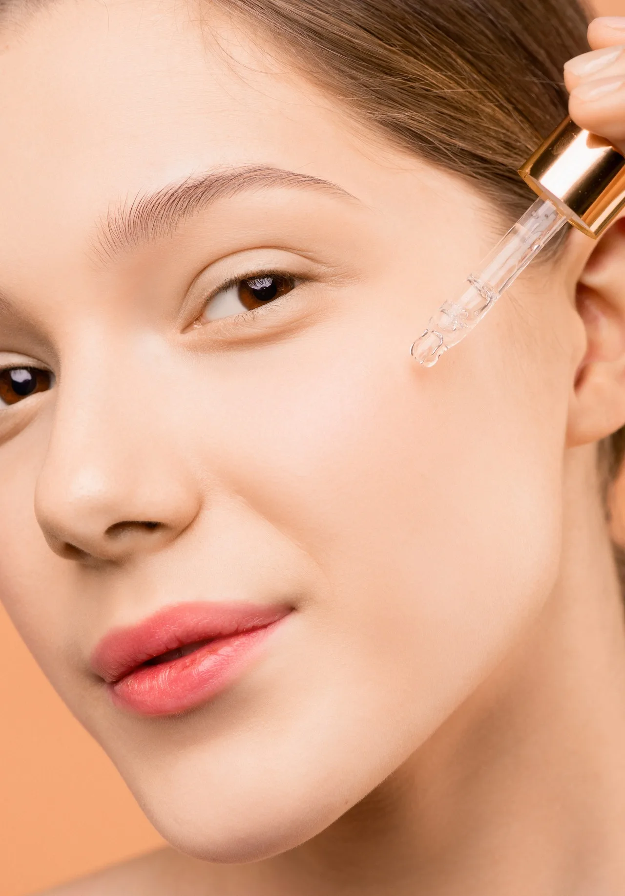 Bí quyết phủ phấn lâu trôi ngày hè Bí quyết phủ phấn lâu trôi ngày hè