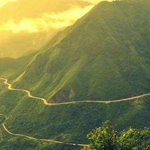 Du lịch bụi ở Putaleng đỉnh núi cao thứ 2 Việt Nam