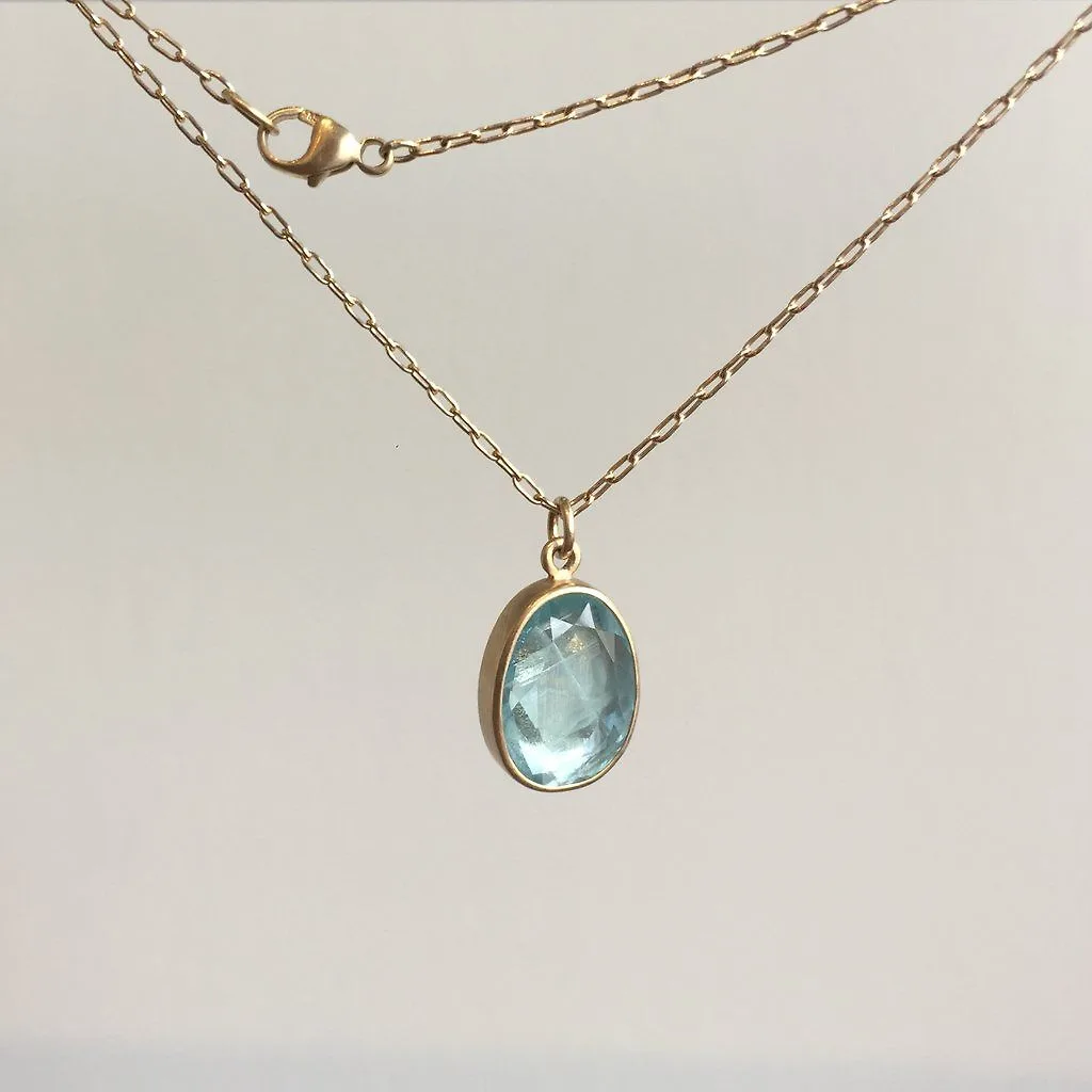 dây chuyền đá bán quý aquamarine