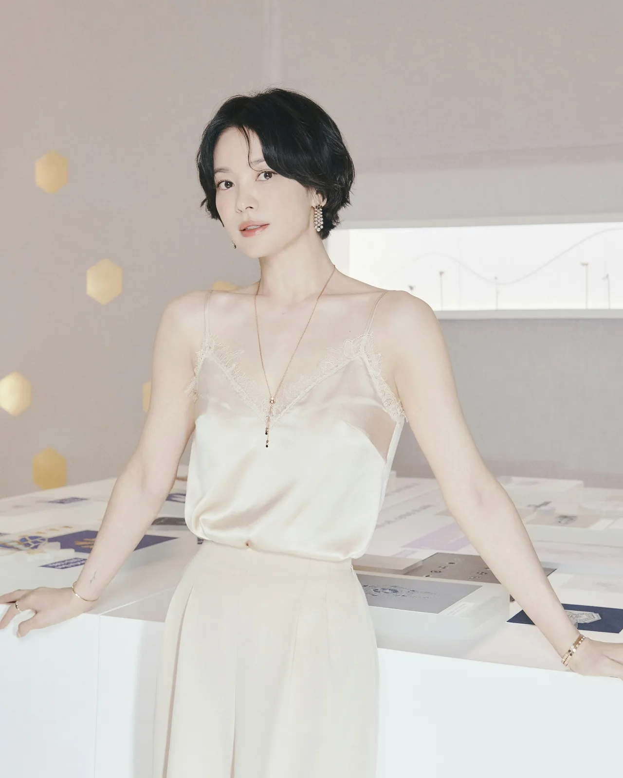 Song Hye Kyo tại sự kiện Bee de Chaumet