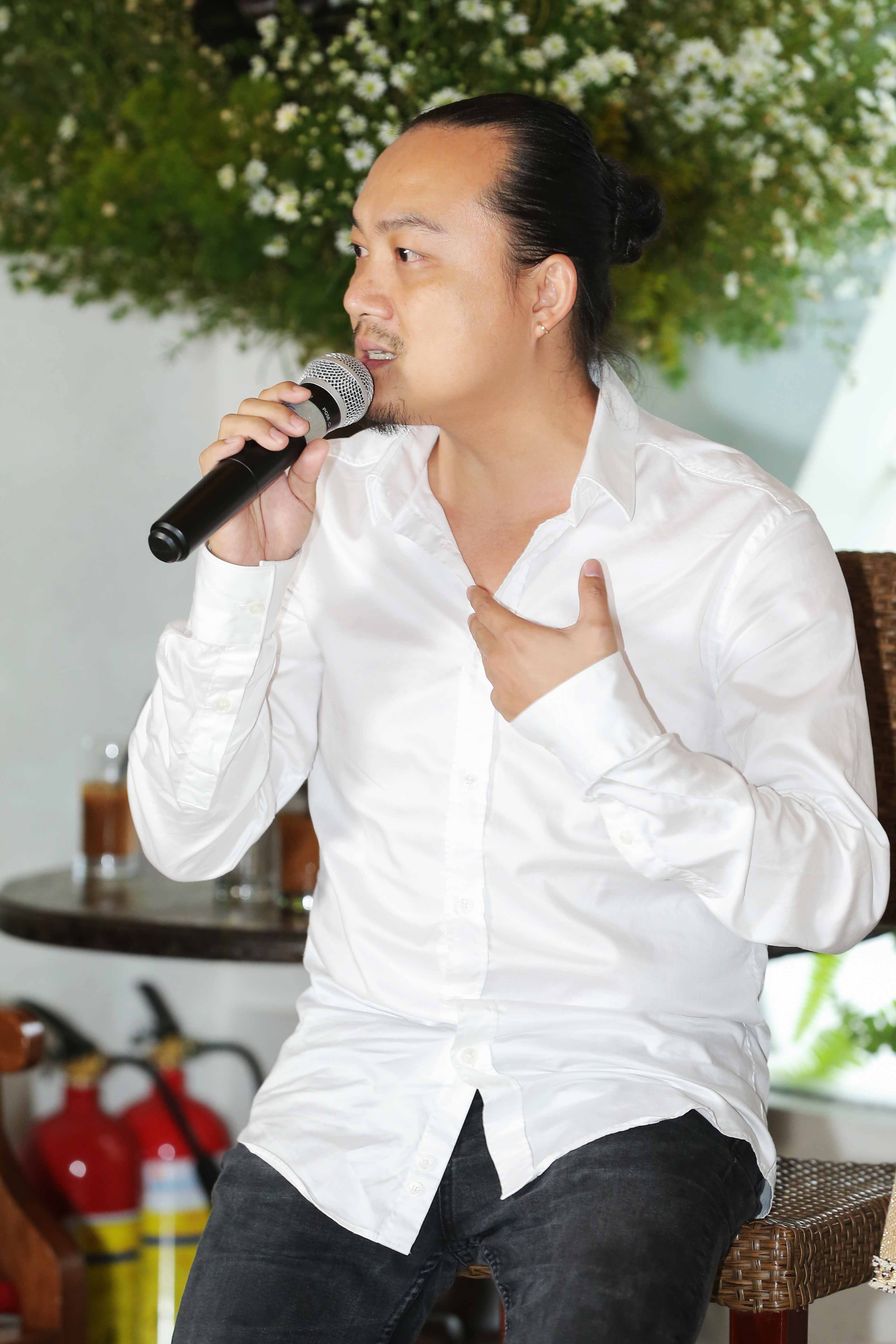 Đạo diễn Cao Trung Hiếu: “Làm gì mà thấy bền vững và nhắm đi được đường dài thì hẵng làm!” Đạo diễn Cao Trung Hiếu: “Làm gì mà thấy bền vững và nhắm đi được đường dài thì hẵng làm!”