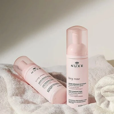 sữa rửa mặt nuxe rose