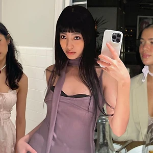 Chinh phục mọi bản phối với các phiên bản vòng cổ choker “hot-hit” mùa Hè 2023