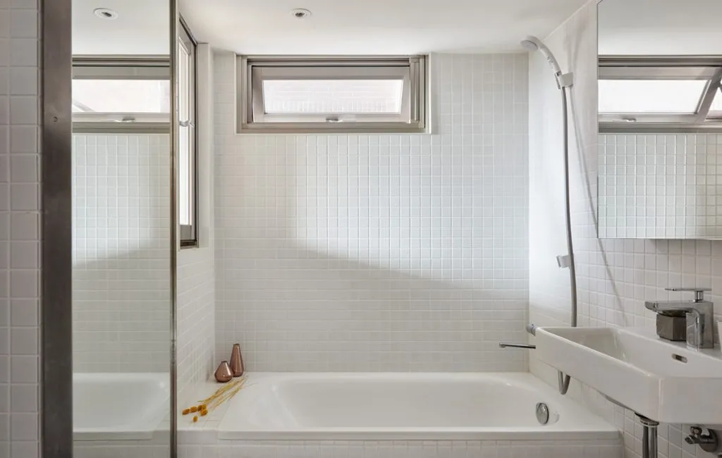 14.super-simple-bathroom-decor