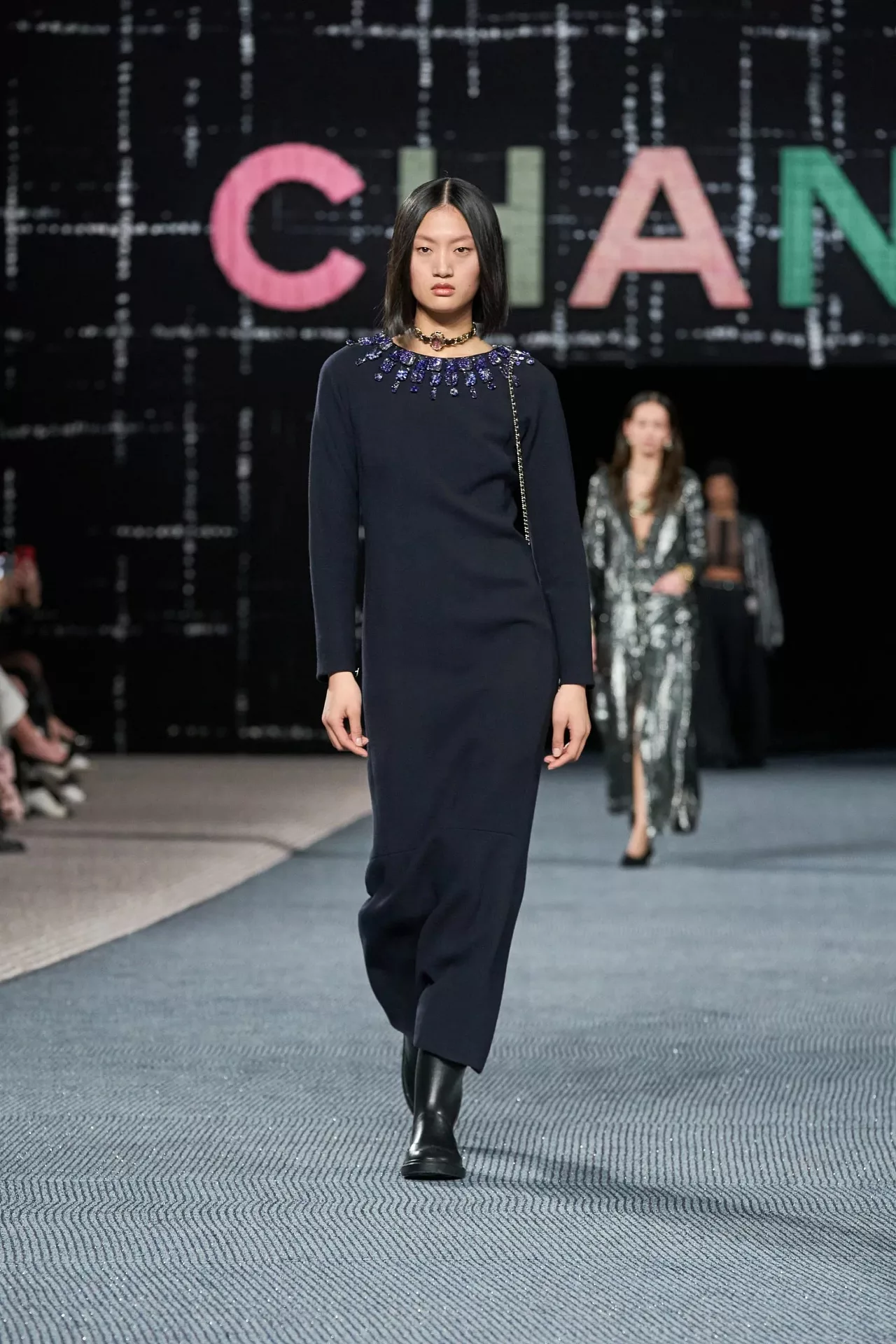 Chanel RTW Thu Đông 2022 look 61