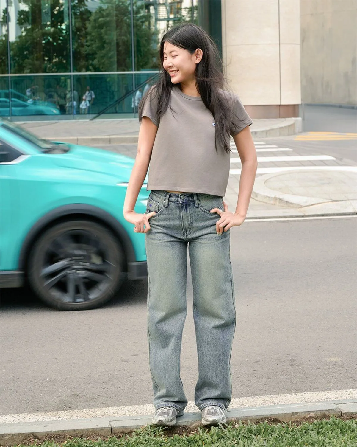 thiết kế quần jeans của TheBlueTShirt