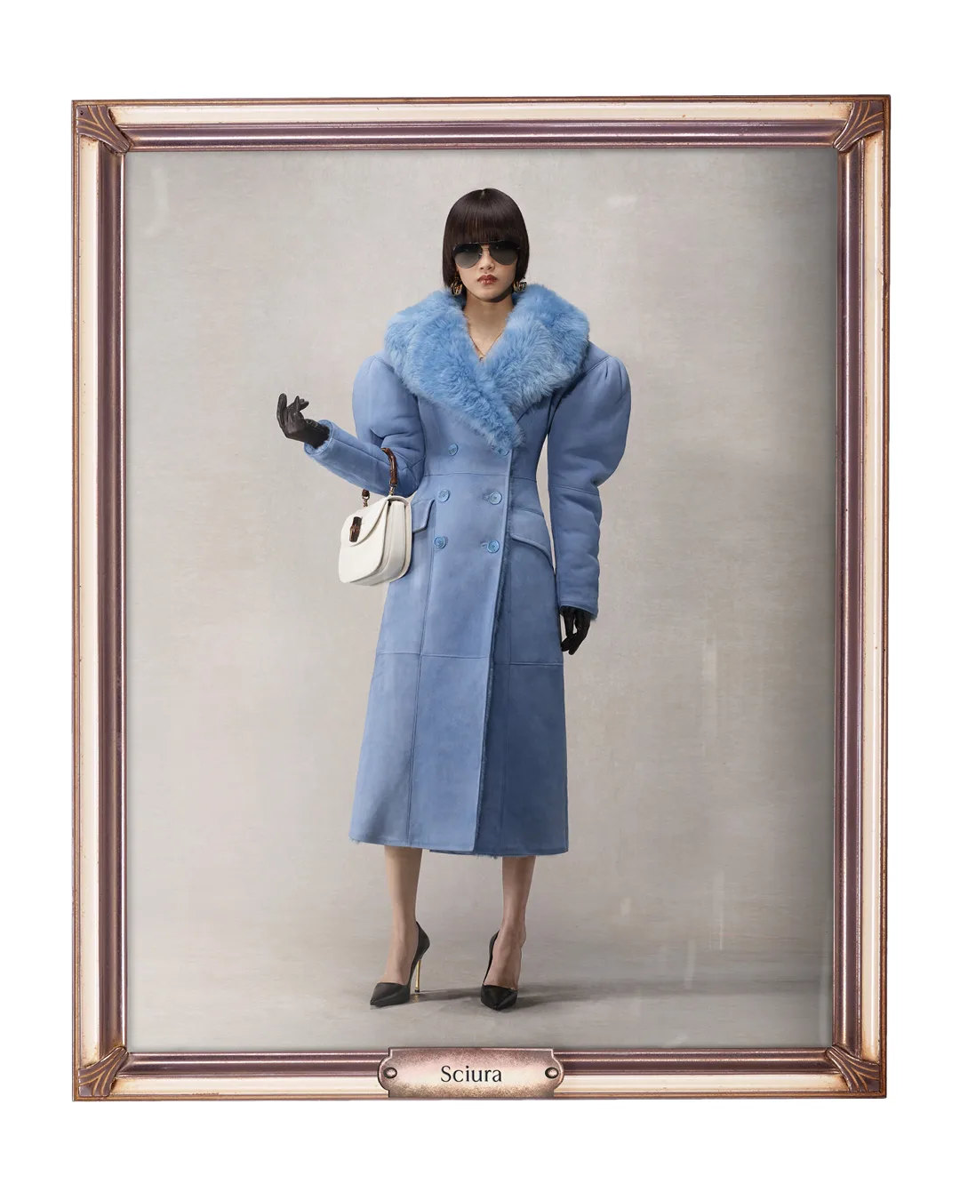 trech coat lông vũ bộ sưu tập Gucci La Famiglia